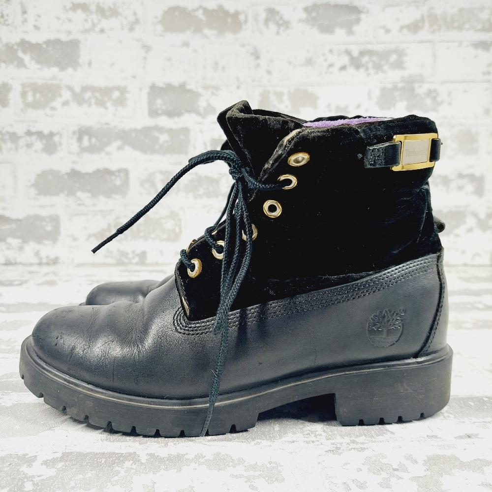 Timberland Black Suede Leather Lace Up Gold Accents Round Toe Ankle Boots M698